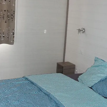 Spacieux 9 Pers Avec Terrasse - Api-1-52-1956 Radonvilliers