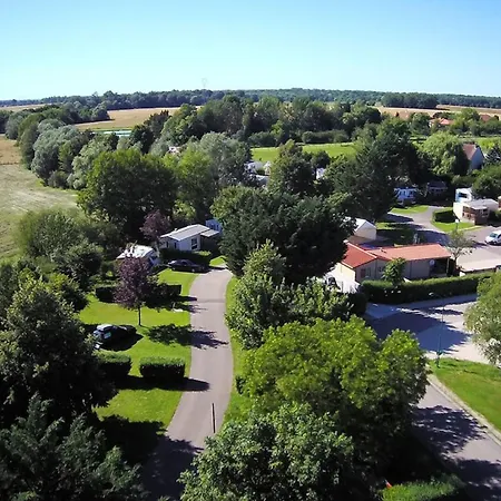 Spacieux 9 Pers Avec Terrasse - Api-1-52-1956 Camping *