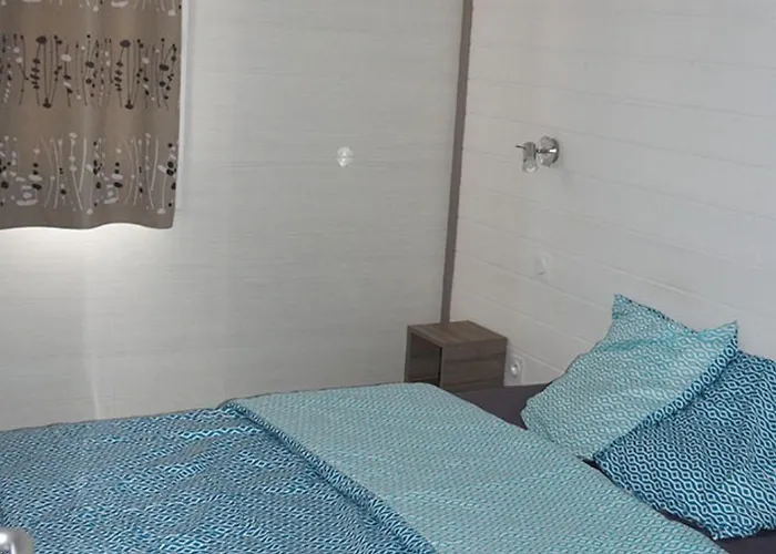 Spacieux 9 Pers Avec Terrasse - Api-1-52-1956 Radonvilliers