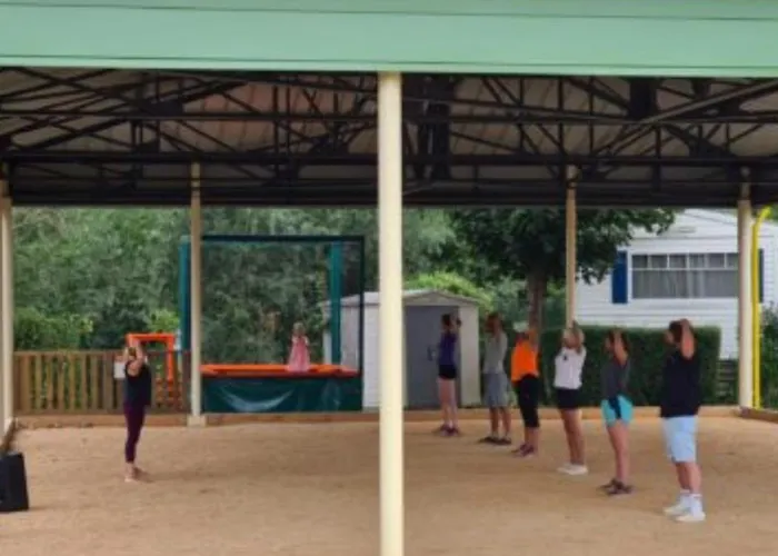 Spacieux 9 Pers Avec Terrasse - Api-1-52-1956 * Radonvilliers