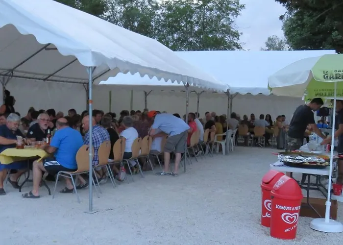 Spacieux 9 Pers Avec Terrasse - Api-1-52-1956 *